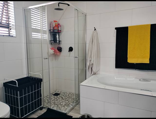 3 BEDROOM FREEHOLD FOR SALE IN TERGNIET